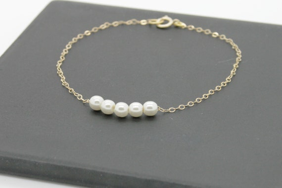 Little Pearl Bracelet