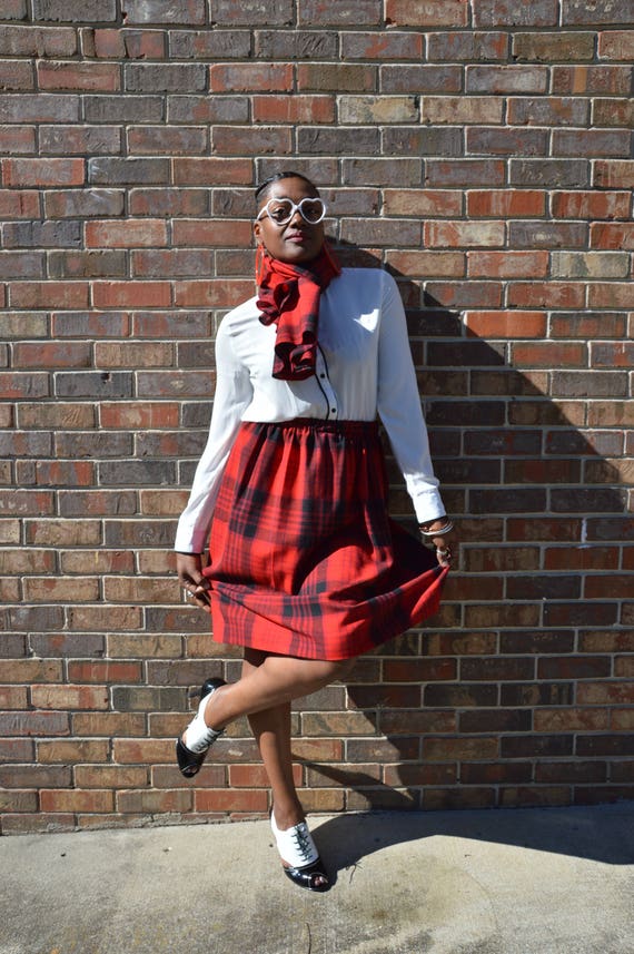 Red and Black Plaid School Girl Skirt// Matching S