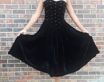 1980s Black Velvet Rhinestone Bodice Prom Dress by POSITIVELY ELLYN