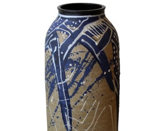 Charles Counts 11 Rare Vase with Blue and White Design