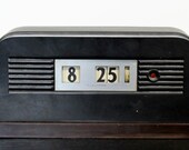 Art Deco Modern Telechron Bakelite Shelf Mantle Clock Model 8B11 Grenada 1930s