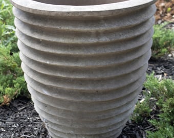 Detroit Garden Works Outdoor Francesco Del Venice Pot Planter