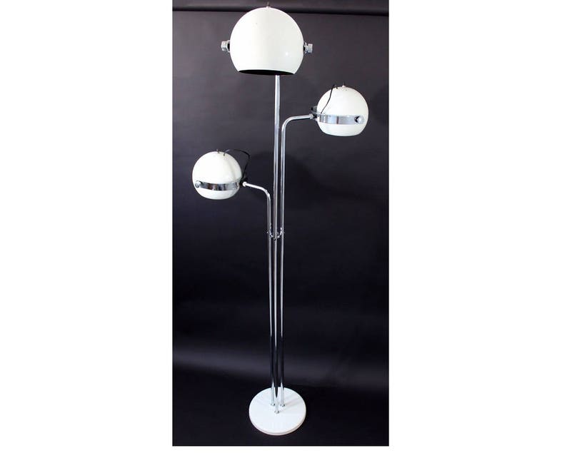 Mid Century Modern Rare Sonneman 3 Head Floor Lamp Chrome White Enamel 1970s