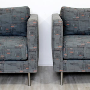 Contemporary Modern Custom Pair of Cube Club Lounge Armchairs & Ottoman 1980s image 8