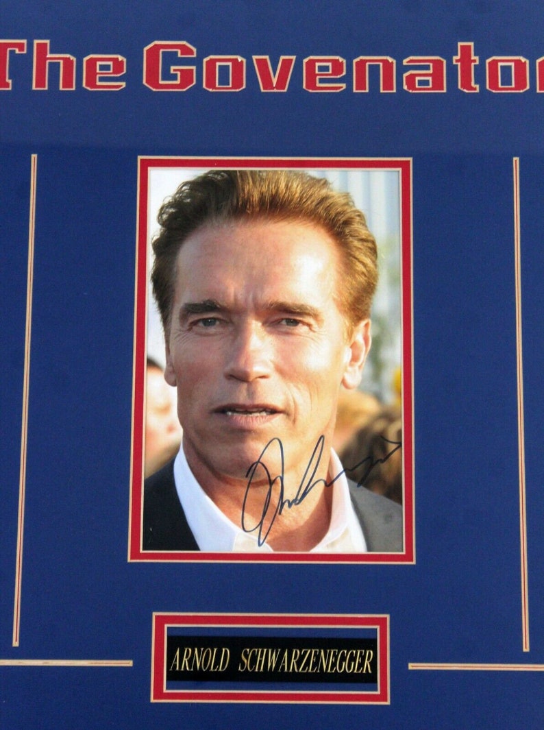 Contemporary Framed Arnold Schwarzenegger Picture /& Signature Autograph