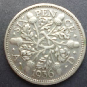 Vintage English 1936 Sixpence coin, 50% Silver coin, ideal gift or for craft or jewellery making in good used (circulated) condition. 1936.