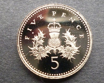 United Kingdom Royal Mint Queen Elizabeth The Second 1996 Proof Five Pence Coin housed in a new capsule and in flawless proof condition.