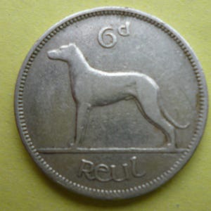 Vintage 1942 Irish Sixpence Coin: Wolfhound & Harp, Jewelry Making