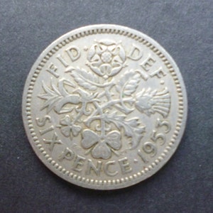 United Kingdom 1953 Sixpence coin ideal gift or for craft or jewellery making in good used (circulated) condition, coin shown is one sent.