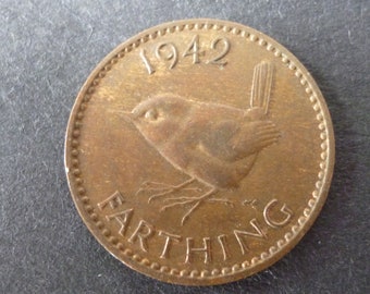 United Kingdom 1942 Farthing coin featuring a Wren Bird, ideal gift or for craft or jewellery making in good used (circulated) condition.