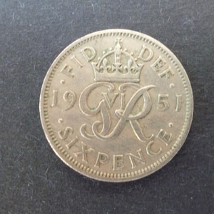 Antyczna angielska moneta sześciopensowa z 1951 roku: Biżuteria ślubna „Good Luck”, artykuły rzemieślnicze