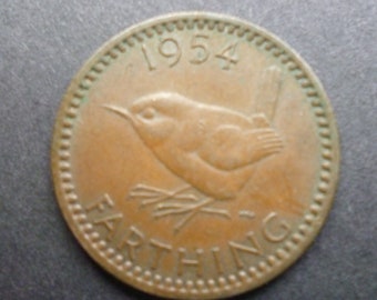 Queen Elizabeth  1954 Farthing coin featuring a Wren Bird, ideal gift or for craft or jewellery making in good used (circulated) condition