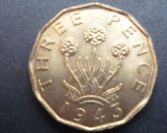 Great BritainThreepence coin 1943 in uncirculated (un-used)  condition, Nickel Brass, ideal gift or for jewellery or craftmaking projects.