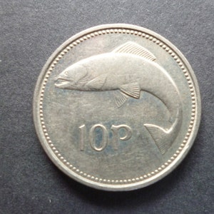 1993 Eire (Ireland Republic) 10p (Ten Pence) coin the smaller version featuring a Salmon and a Harp, ideal for craft or jewellery making.