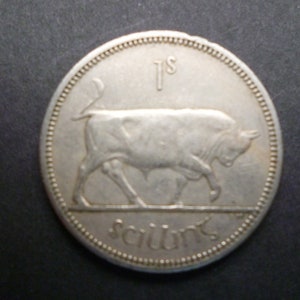 1962 Eire (Ireland Republic) Shilling coin featuring a Bull and a Harp, ideal for craft or jewellery making. 1962 Irish Shilling coins