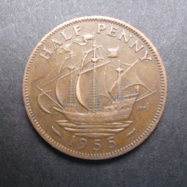 Great Britain 1955 Half Penny coin, Queen Elizabeth II, an ideal gift or for craft or jewellery making in good used (circulated) condition.