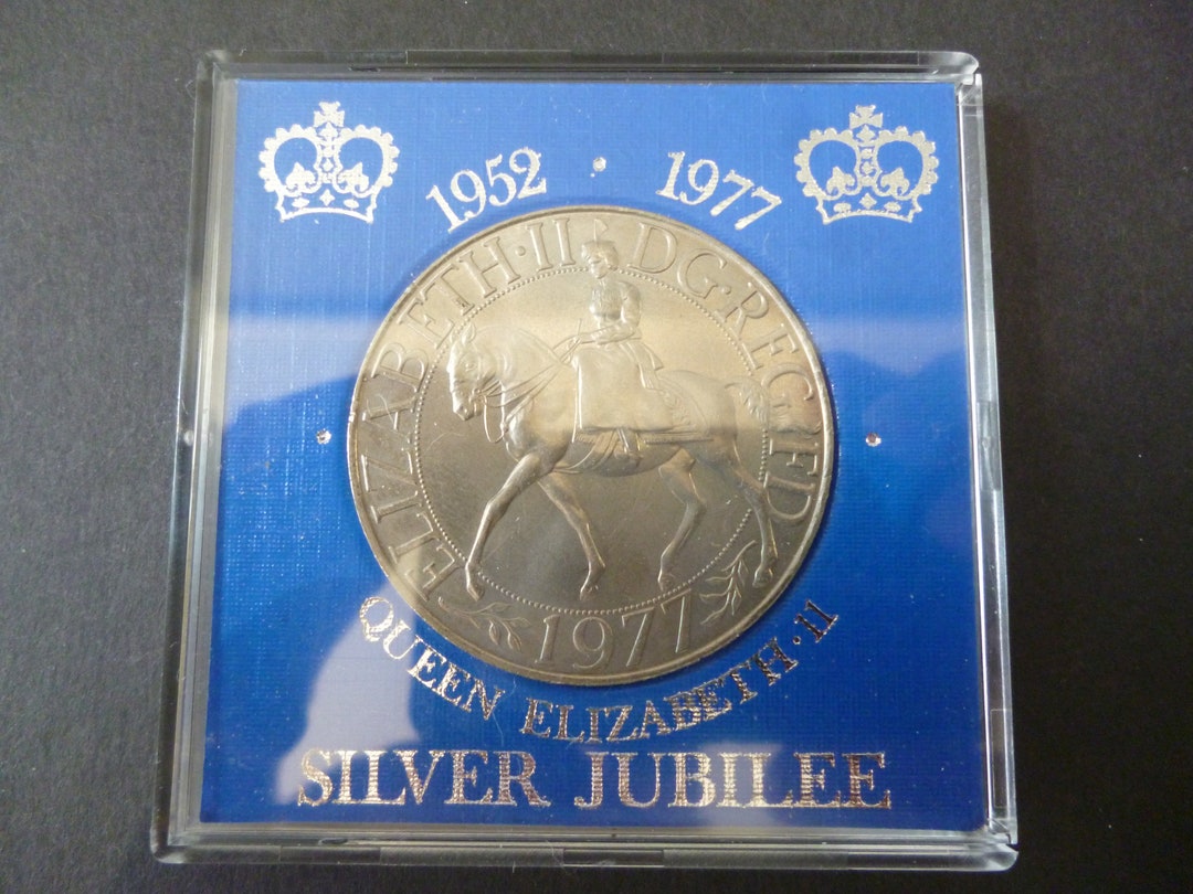 1977年エリザベス女王即位25周年記念銀貨 - 未使用品 - Etsy 日本
