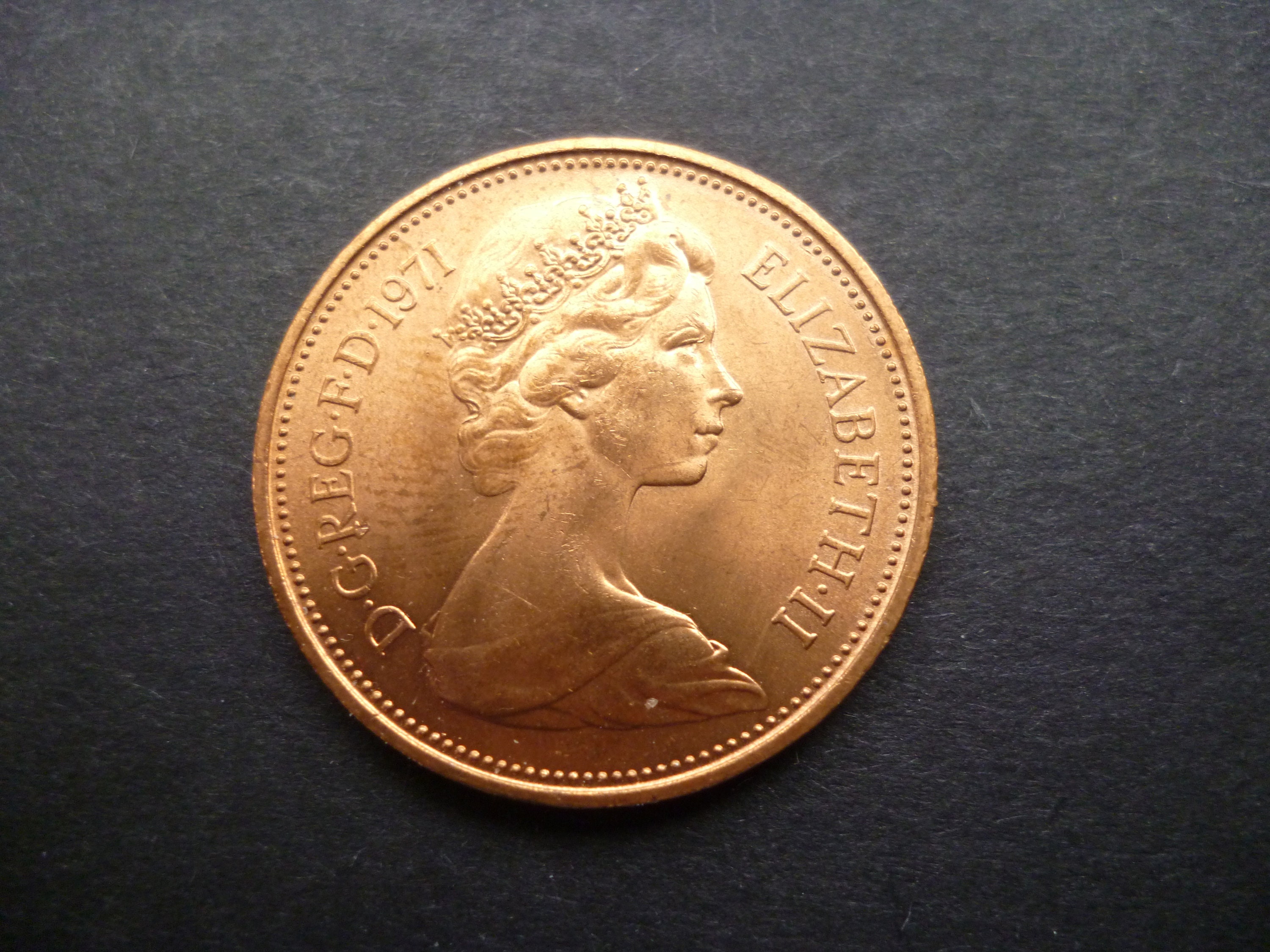 1971年 エリザベス2世 2ペンス硬貨 1971年イギリス2ペンス硬貨（2p）は未使用の状態です