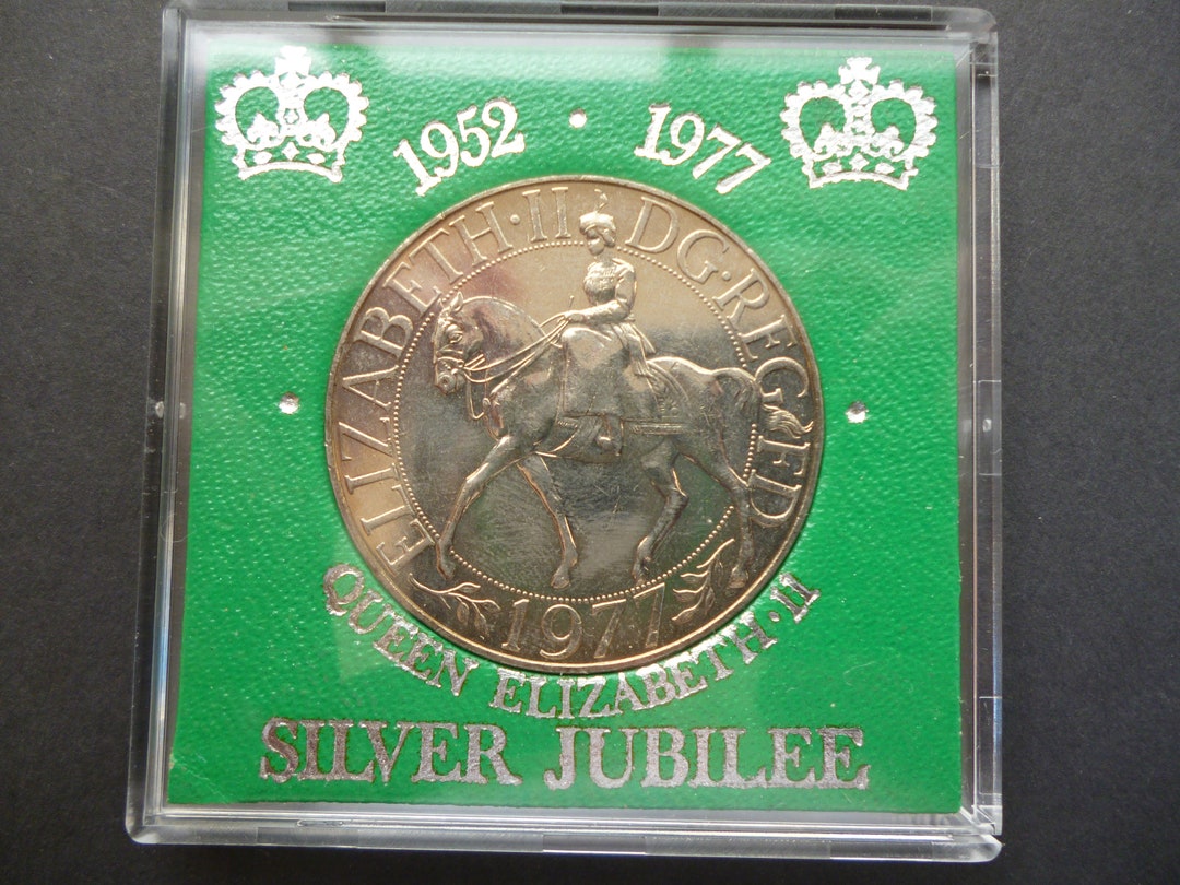 1977 Crown Coin, the Queens Silver Jubilee in Good Uncirculated Condition Housed in a Rigid