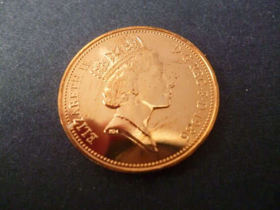 1986年英国2ペンス硬貨：エリザベス2世女王、宝飾品用未流通青銅貨