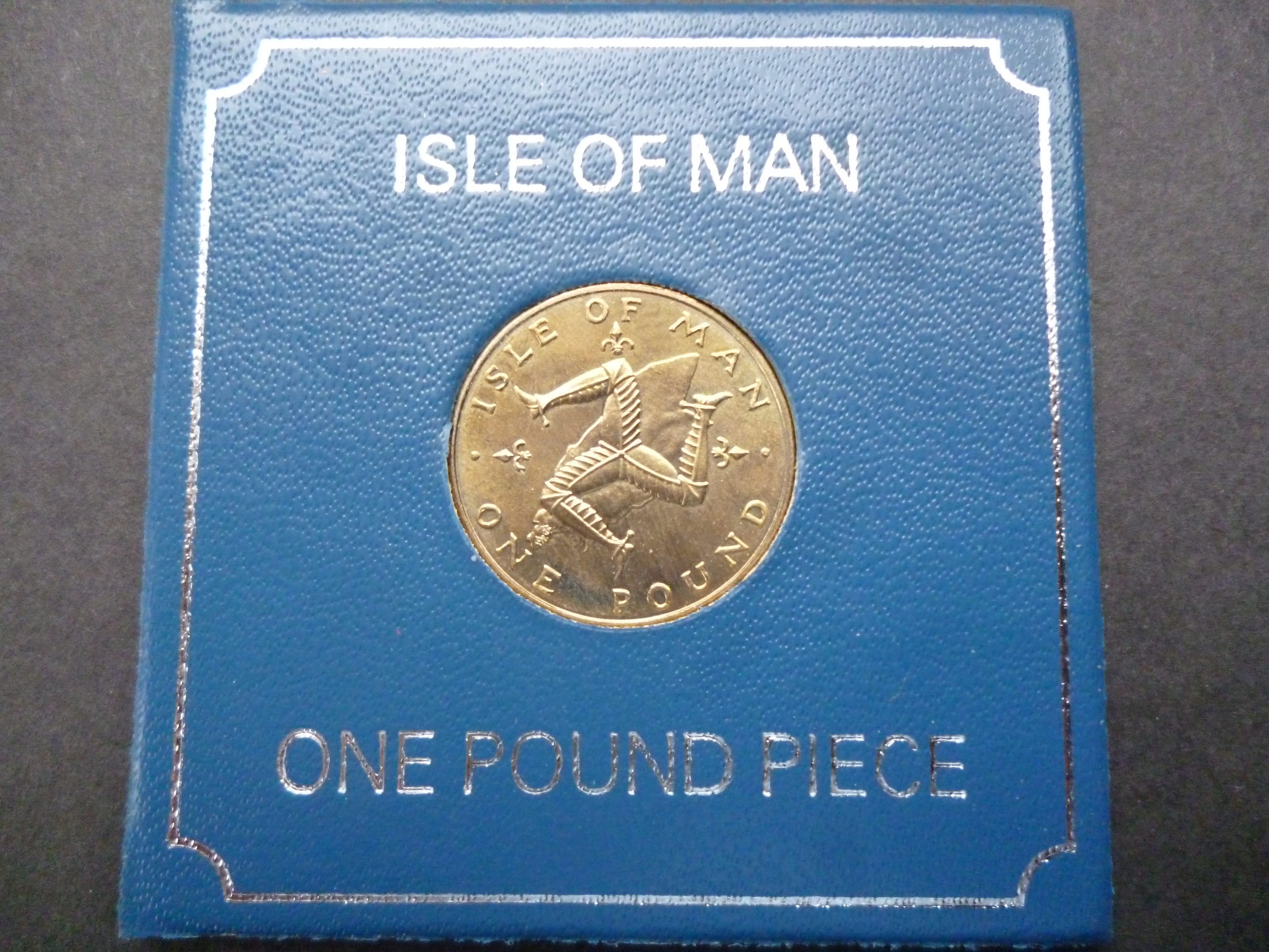 1978年マン島1ポンド硬貨：未流通トリスケレス、エリザベス2世女王