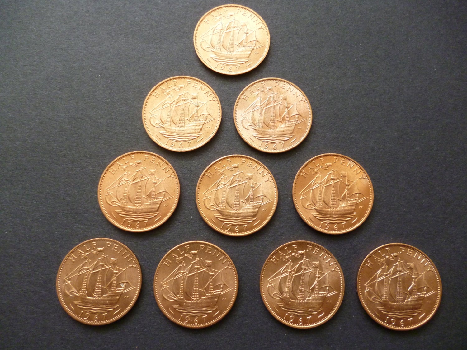 Vtg 60s Brutalist Gold Chain Belt - 1967 British Half Penny Coin Charm 1967 Half Penny - Etsy main image 3