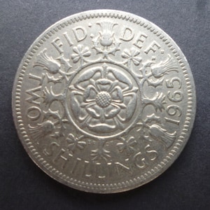 English coin a 1965 Two Shillings (Florin) coin, ideal gift or for craft or jewellery making in good used (circulated) condition. 1965 coins