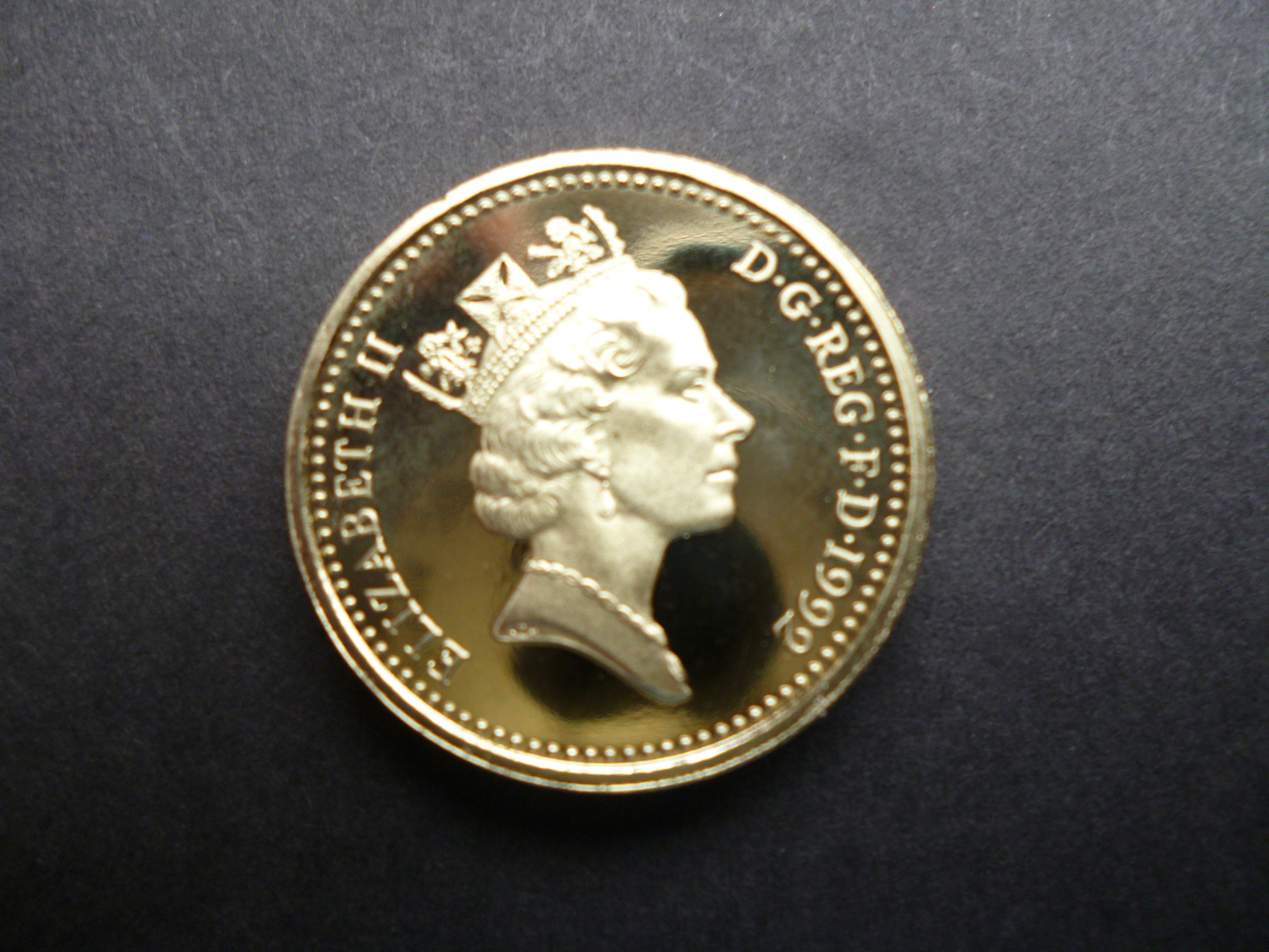 イギリス　1ポンド ピエフォー　1998年 イギリス 1998年 piedfort 1ポンド銀貨｜Yahoo!フリマ（旧PayPay