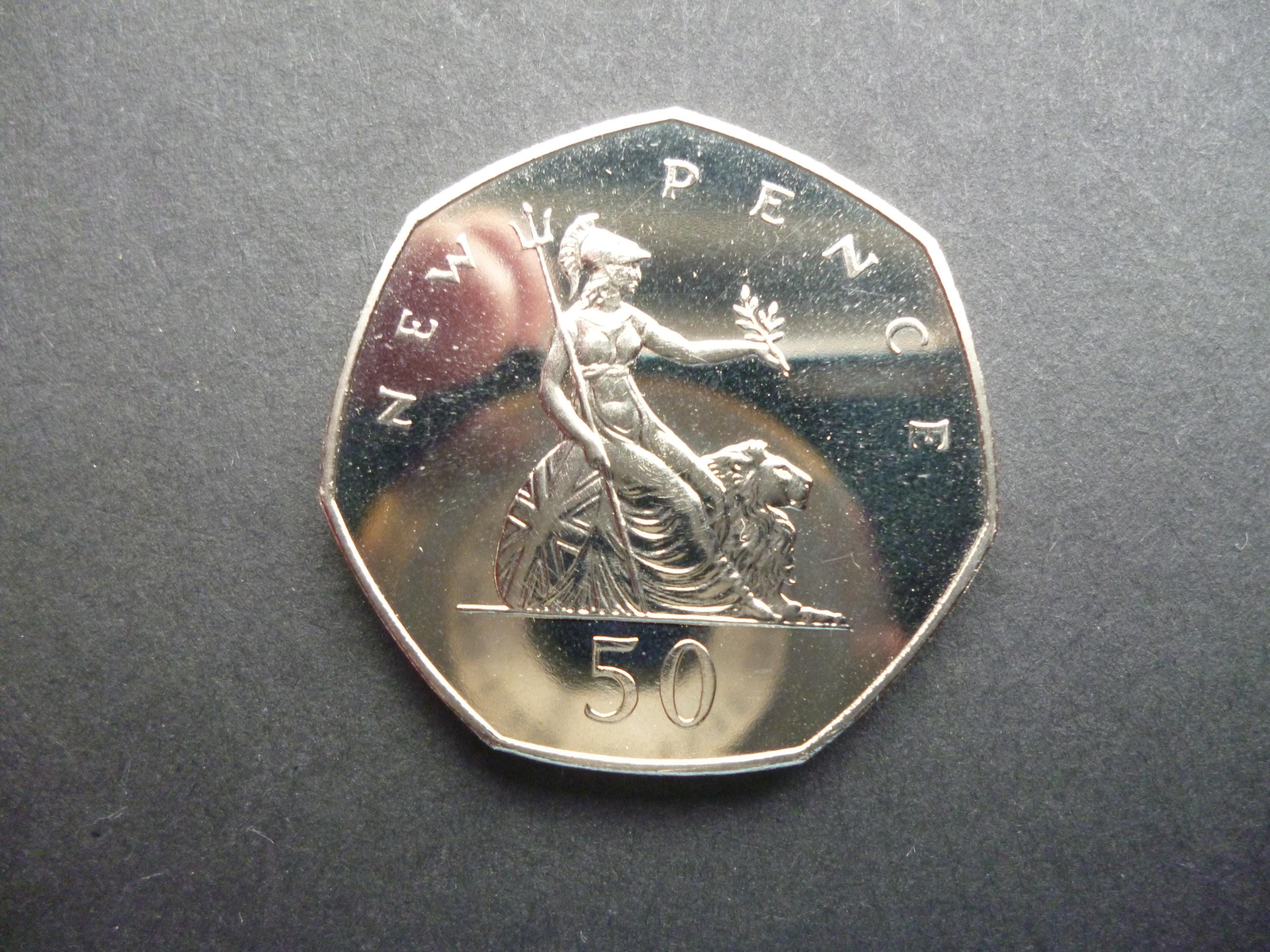 1977年イギリス50ペンスプルーフコイン：エリザベス2世女王、白銅