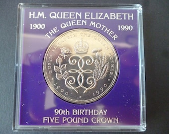 United Kingdom cased and uncirculated (unused) 1990  Five Pounds Coin issued to commemorate the Queen Mothers 90th Birthday in 1990.