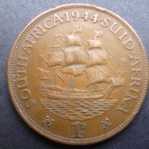 1944 South Africa Half Penny Coin: Dromedaris Ship, King George VI