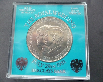 1981年 ウェールズの王子とダイアナ妃 記念硬貨 ロイヤルミントケース付き 1981年 ウェールズの王子とダイアナ妃 記念硬貨 ロイヤルミント