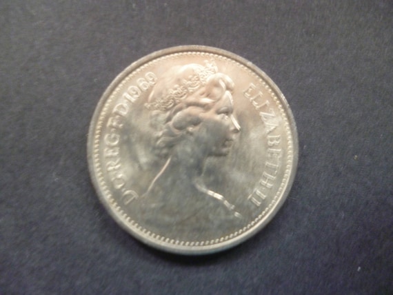 1969年エリザベス2世記念5ペンス硬貨:英国流通5ペンス銅ニッケル 1969年エリザベス2世記念5ペンス硬貨:英国流通5ペンス銅ニッケル