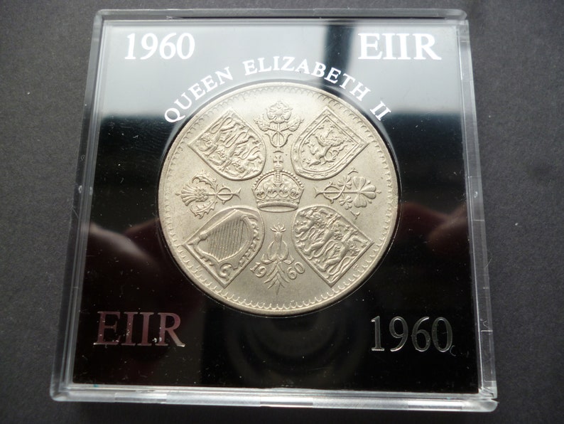 in good circulated issued to commemorate the British Trades Fair in New York USA used condition. 1960 Cased Crown coin