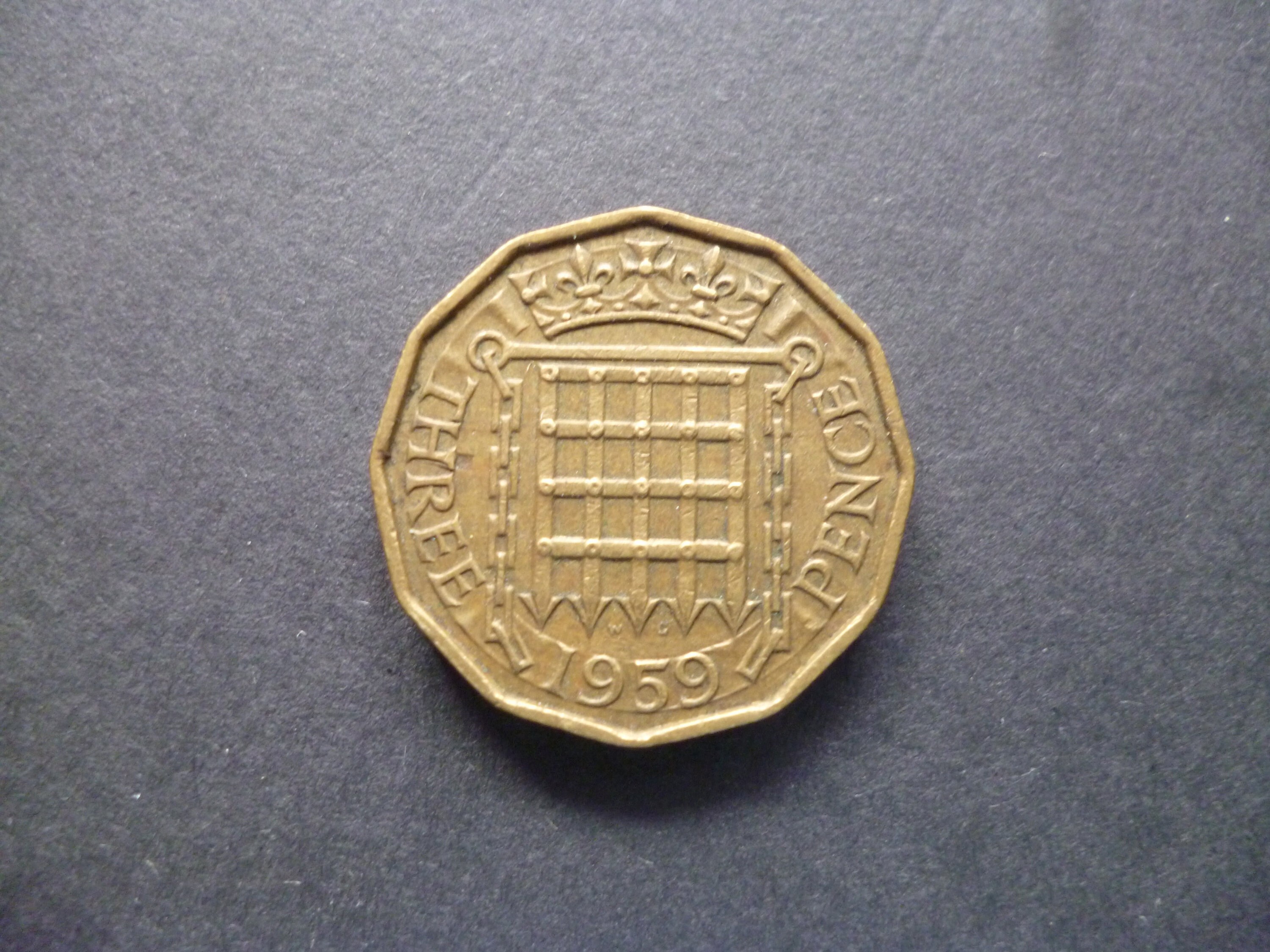 1959年イギリス3ペンス硬貨：ニッケル黄銅、王冠付き落とし格子 - Etsy