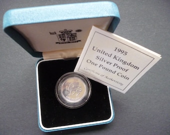 United Kingdom Royal Mint 1995 silver proof one pound coin in Royal Mint blue case with leafet.