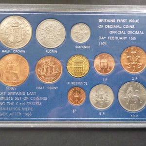 Great Britain Complete Decimal Issue and last Pound/Shilling/ Pence coin set housed in a rigid plastic case, 11 coins in very good condition