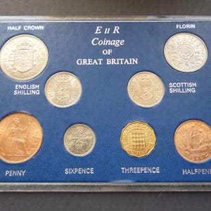 Prägung von Großbritannien Queen Elizabeth The Second 1966 Münzsatz bestehend aus 8 verschiedenen zirkulierten Münzen in einem Hartplastikgehäuse.