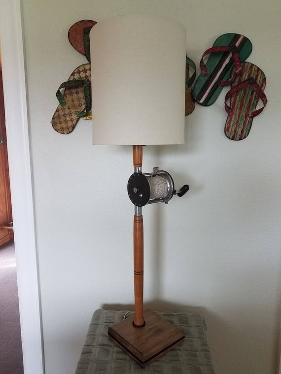 FISHING POLE LAMP, Antique Fishing Rod and Reel Lamp, Coastal Lamp, Beach  Lamp, Coastal Decor, Beach Decor, Nautical Lamp, Nautical Decor 