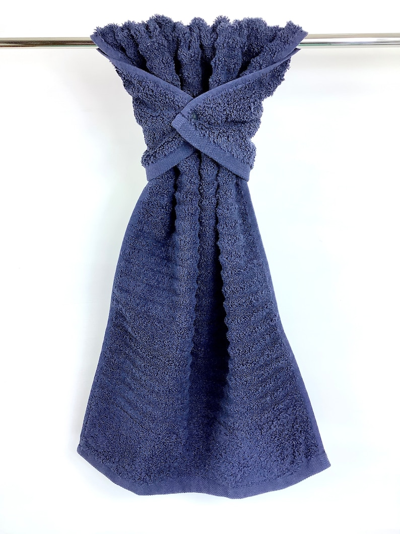 CLEARANCE! Gray or Navy Ribbed Hanging Hand Towel Wrap, Snap Towel, Gray Stay Put Hand Towel, Navy Oven Towel, Bathroom Hanging Hand Towel afbeelding 2
