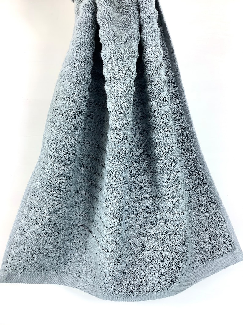 CLEARANCE! Gray or Navy Ribbed Hanging Hand Towel Wrap, Snap Towel, Gray Stay Put Hand Towel, Navy Oven Towel, Bathroom Hanging Hand Towel afbeelding 5