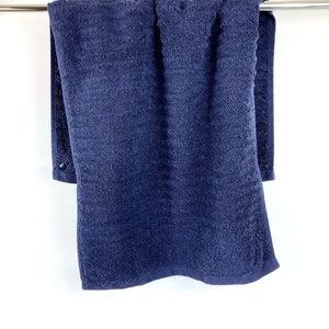 CLEARANCE! Gray or Navy Ribbed Hanging Hand Towel Wrap, Snap Towel, Gray Stay Put Hand Towel, Navy Oven Towel, Bathroom Hanging Hand Towel afbeelding 8