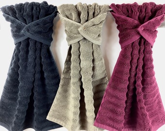 Ribbed Hanging Hand Towel Wrap Towel, Black, Tan, or Burgundy Stay Put Hand Towel, Quick Dry Oven Towel, Ribbed Quick Dry Hanging Towel