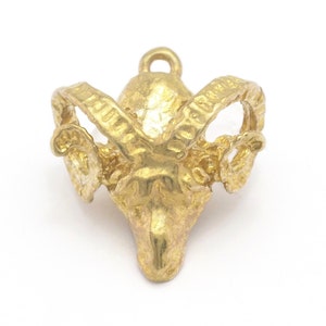 Ram head horns Pendant Raw brass 22x18mm 4482