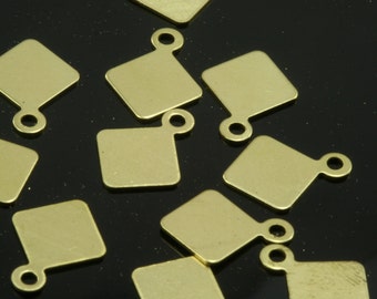 150 Pcs Raw Brass 7mm Square 1 hole pendant Charms ,Findings 779RT-33