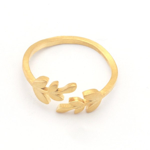 Minimalist Ring Flower Ring Toe ring Small rings Adjustable Ring Matte gold plated Brass (3US 5US inner size) Oz4356