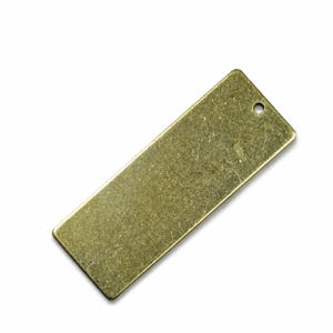 Placa rectangular de latón en bruto de 15 x 40 mm, de 0,8 mm de espesor, con conector de 1, 2 o 3 orificios, ideal para grabado y estampado de joyería (modelo 1207).