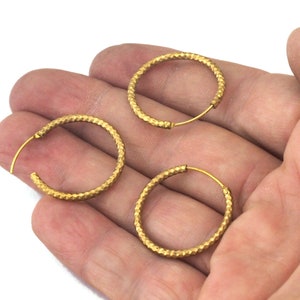 Textured Hoop Earring , Earring clasp Raw brass 25mm 2452