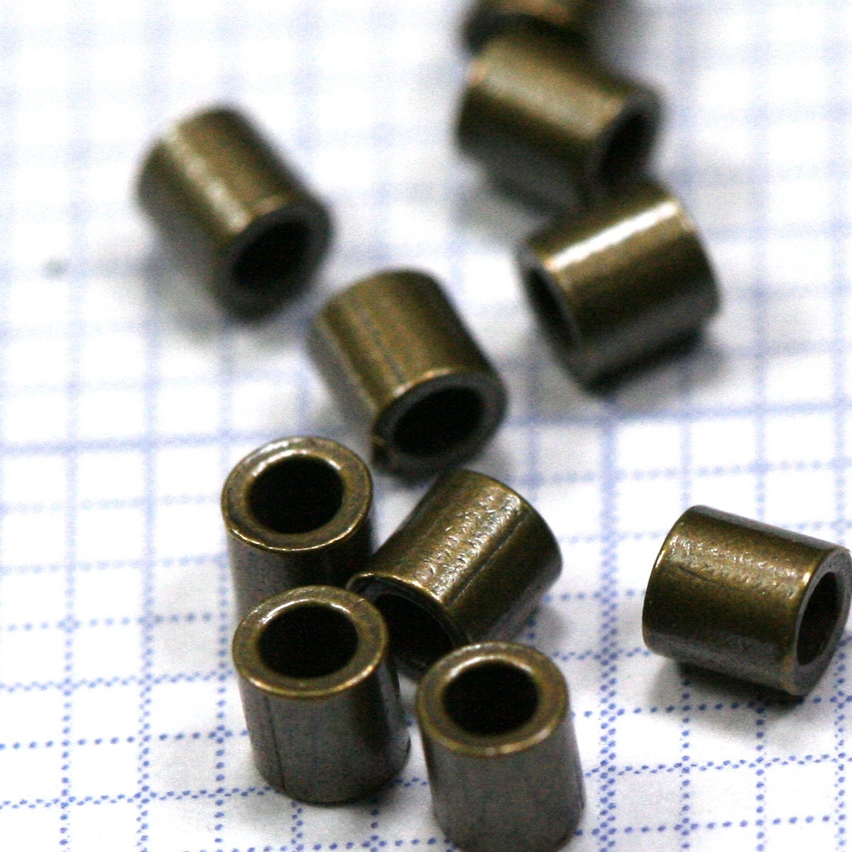 Crimp tubes crimp beads 2 x 2 mm 12mm 17 gauge inside
