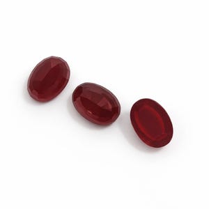 Cabujón ovalado rojo oscuro de 13 x 18 mm, piedra de vidrio rubí facetada, suministro de joyería, piedra de engaste, gema para colgante de anillo DIY cab28-2